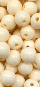 BOLA LEITOSA PASSANTE 08MM EM PLÁSTICO COM 50GR (mais ou menos 180 bolinhas)