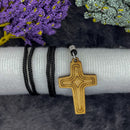 CRUZ TRABALHADA COM CORDÃO ( pacote com 12)