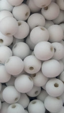 Bola Emborrachada Passante 08mm em plástico com 50G ( mais ou menos 120 bolinhas)