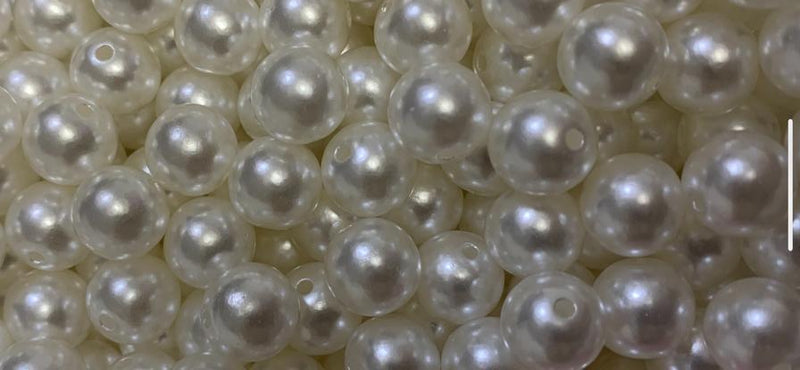 PEROLA COM FURO 10MM EM ABS (PACOTE COM 50GR)
