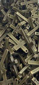 CRUCIFIXO DE SANTO EXPEDITO EM OURO VELHO - 2cmx1cm