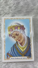 NOSSA SENHORA DA SALETTE - PACOTE C/ 100 SANTINHOS DE PAPEL