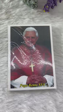 PAPA BENTO XVI - PACOTE C/ 100 SANTINHOS DE PAPEL
